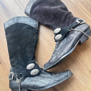 Vintage cowboy boots